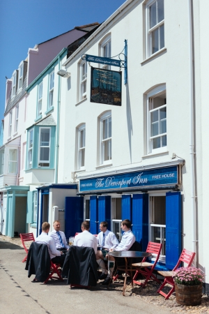 cornwall-wedding-polhawn