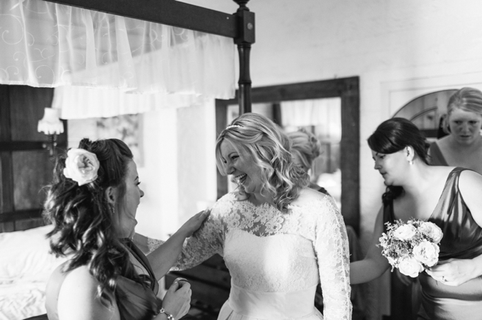 documentary style wedding photography